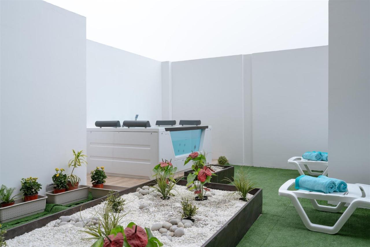 Exclusive Penthouse With Private Rooftop Jacuzzi By Globalstay